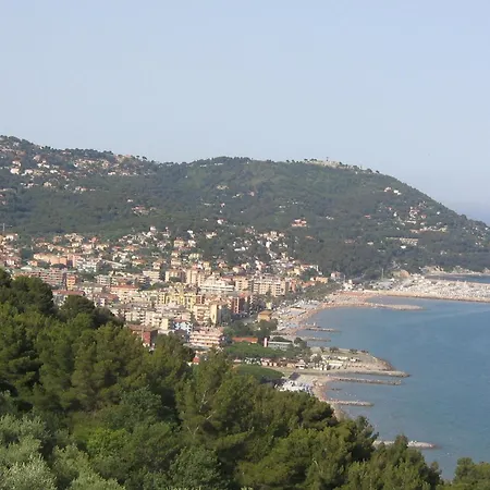 Tatil Evi Andora Tra Gli Ulivi *